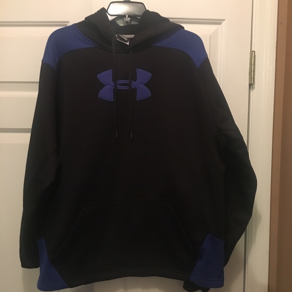 Men’s Under Armour hoodie